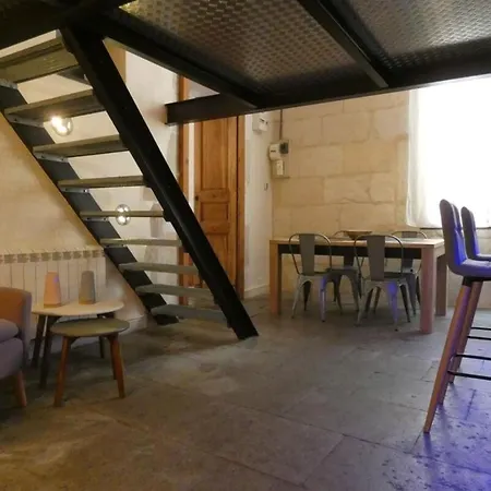 Le Romanit - P3 Loft City Center شقة نيم